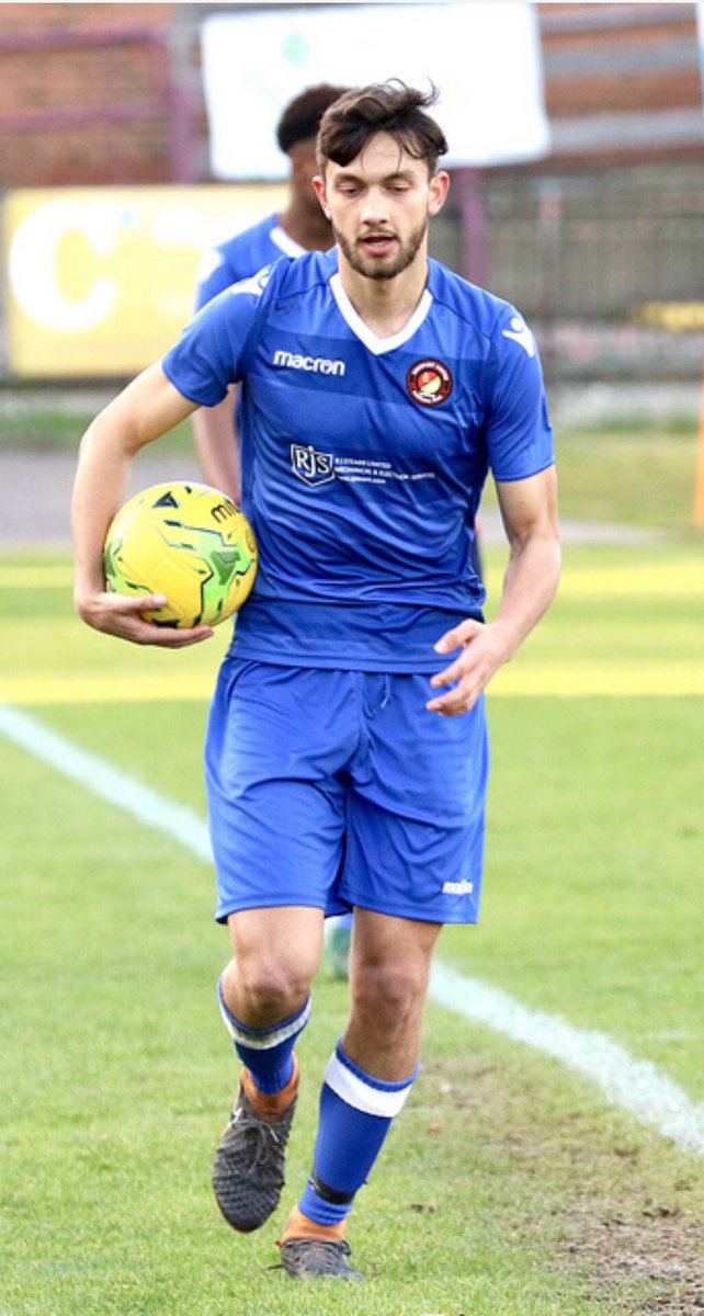 DjemailiM's tweet photo. Thank you too everyone @AcademyEUFC 
2 months ago I was sitting bottom of the @essexsenior but they kept saying “learn men’s football, learn men’s football, your chance will come”
March 1st and I’ve played for the team and got my first 90mins for @LeatherheadFC 
Thank you 🙏🏽 ⚽️❤️ https://t.co/ldKiKg2PWO