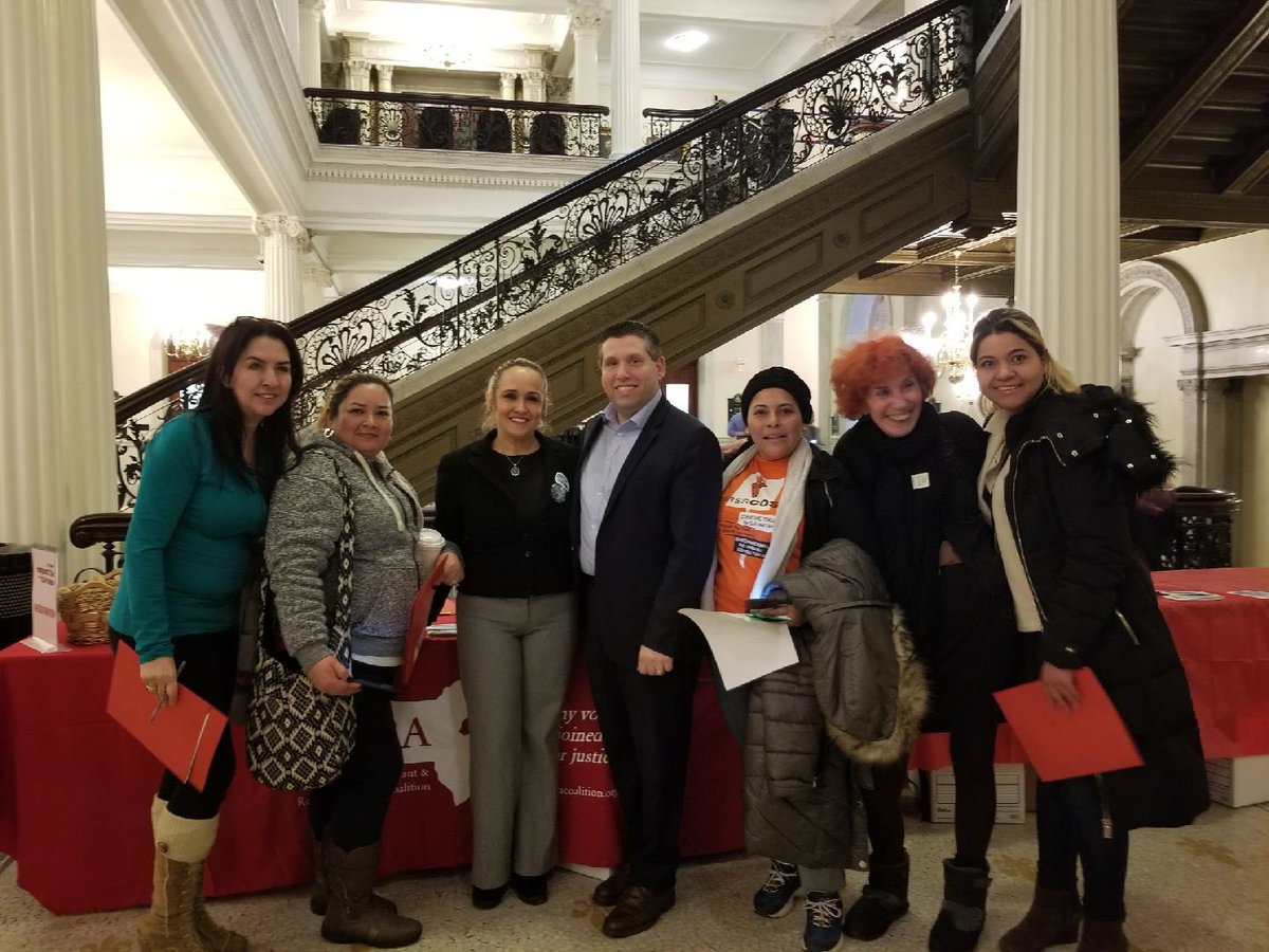 It’s always a pleasure celebrating our Commonwealth’s #immigrant & #refugee community at #ImmigrantsDayMA— one of my favorite events of the year. TY to everyone who came out to advocate (despite the snow!) for so many critical bills- like our #CoverAllKids bill! #mapoli
