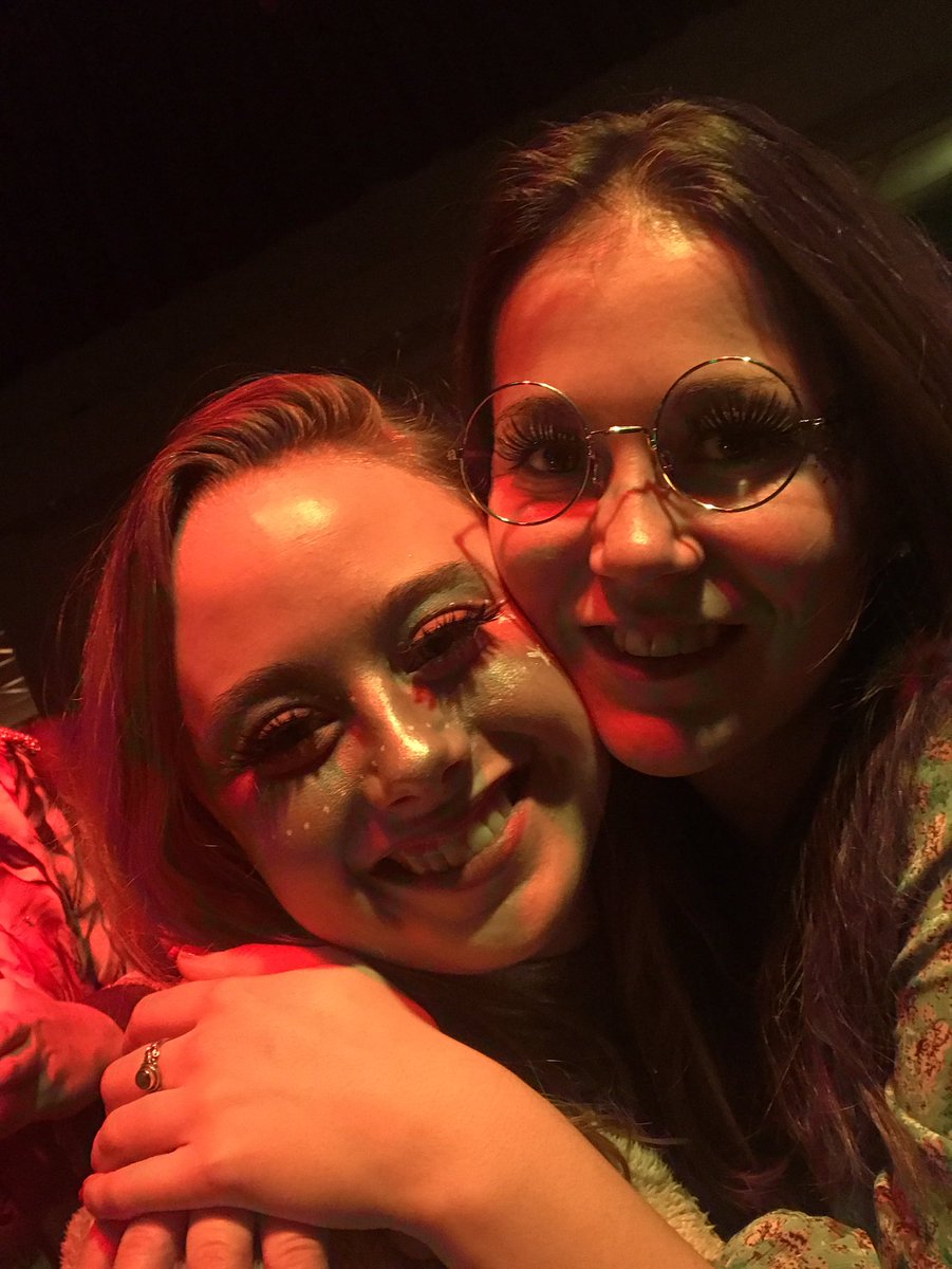 Juliette_Lensen's tweet photo. #cvdw ❤️💛💚 https://t.co/X8YWbHzJcG
