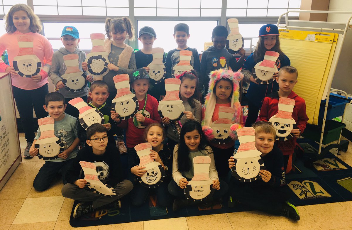 harmana16's tweet photo. Kicked off Read Across America with today’s Guest Reader. Thank you Mrs. Imboden for reading The Cat in the Hat to us today!! https://t.co/2aDhv5w21F