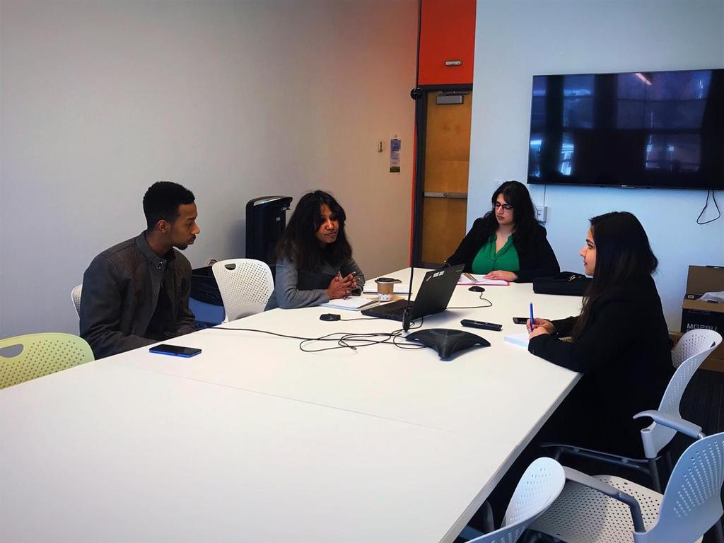 TheAIHub's tweet photo. @NJ81109638 leading our students in the launch of our #AI project with @VrettaInc . #edtech innovations coming your way. Thanks @NSERC_CRSNG for the support. #DCproud #EnableAI #DurhamTech https://t.co/YUeRZdEAxG