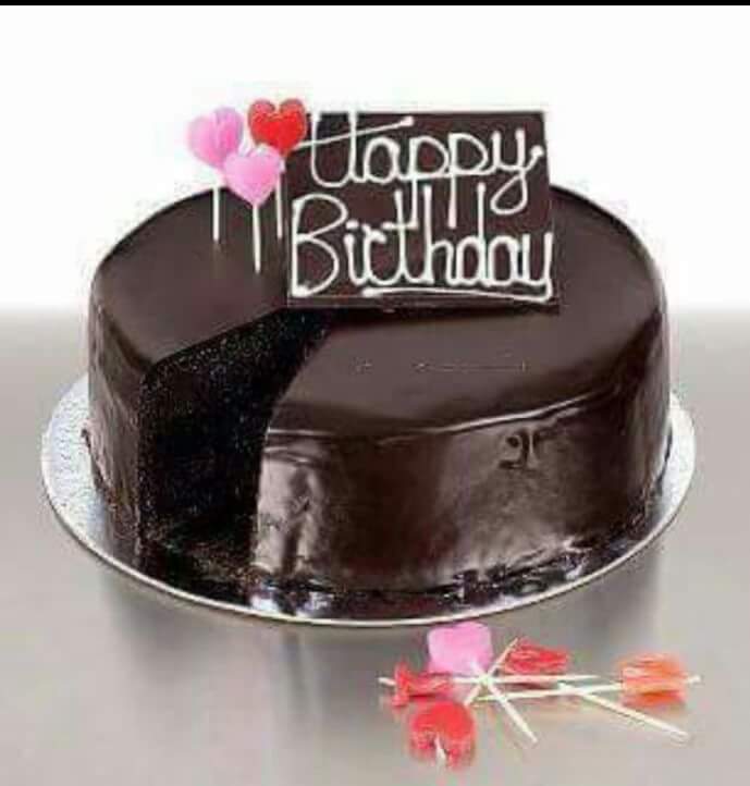 LM_Chocolate's tweet photo. Ok i will send you cake photos for your Birthday Lady D @demi_4u i am certain doesn't want you to get too #cakewasted lol.  Enjoy Bishop @DrJinCA (i am almost done sir). https://t.co/fXV8AvtIso