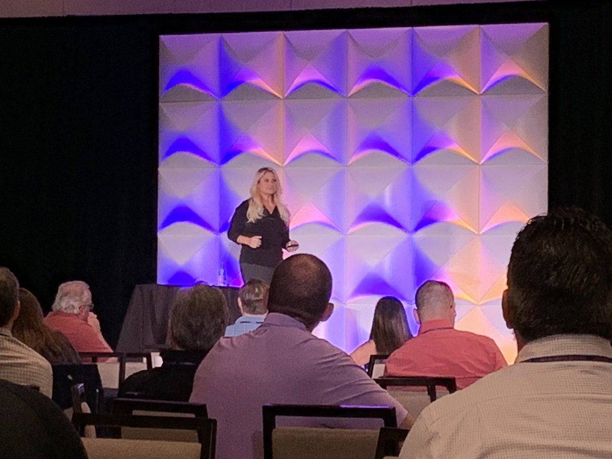 StacyLZerr's tweet photo. Manufacturing is 6x safer than construction.  Prefab is the #1 thing you can do for safety in your company.  #MCAA19 #imagine #WiMi https://t.co/9YuY3jNHeN