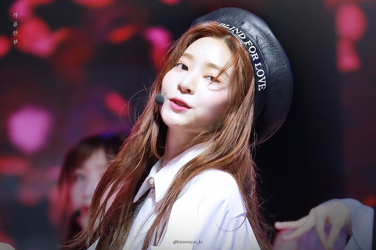 ↱minjoo pics↲ (@minjooarchives) / Posts / X