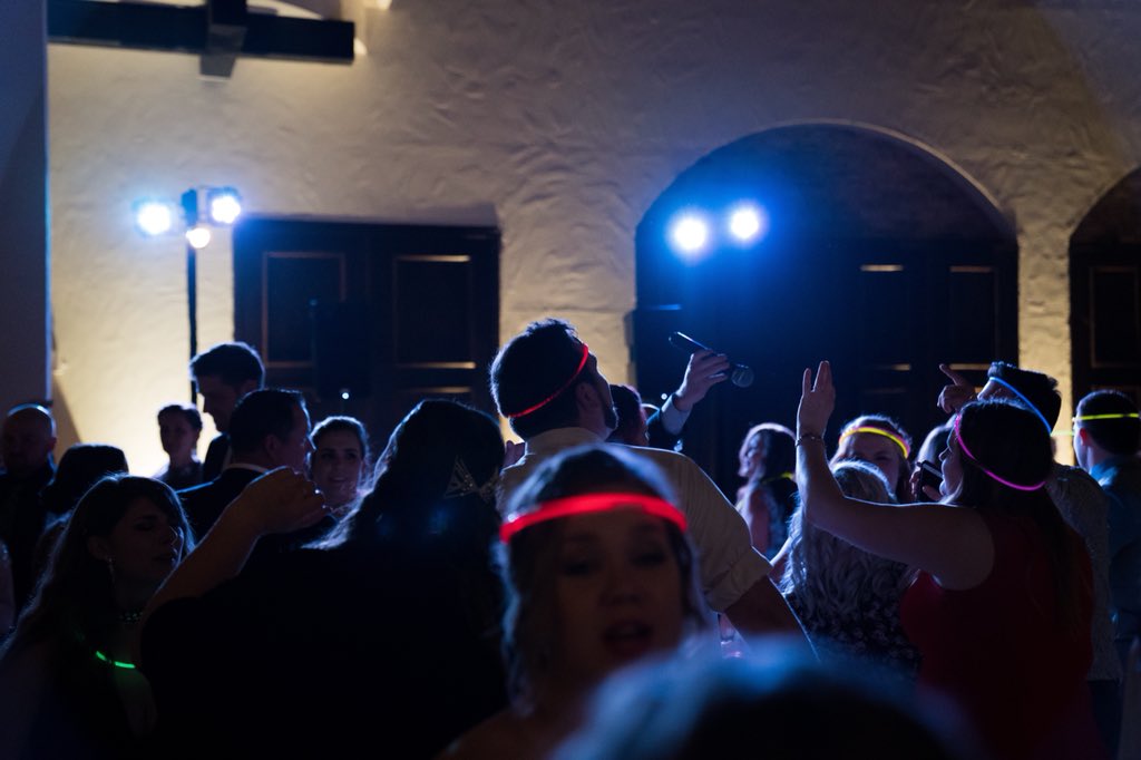 DJRnB_'s tweet photo. Your favorite song with your favorite people 🔥. @djwillythekid @LGEventPro #weddingdjs #lgeventpro #belltoweron34th https://t.co/wGwKzQqcbD