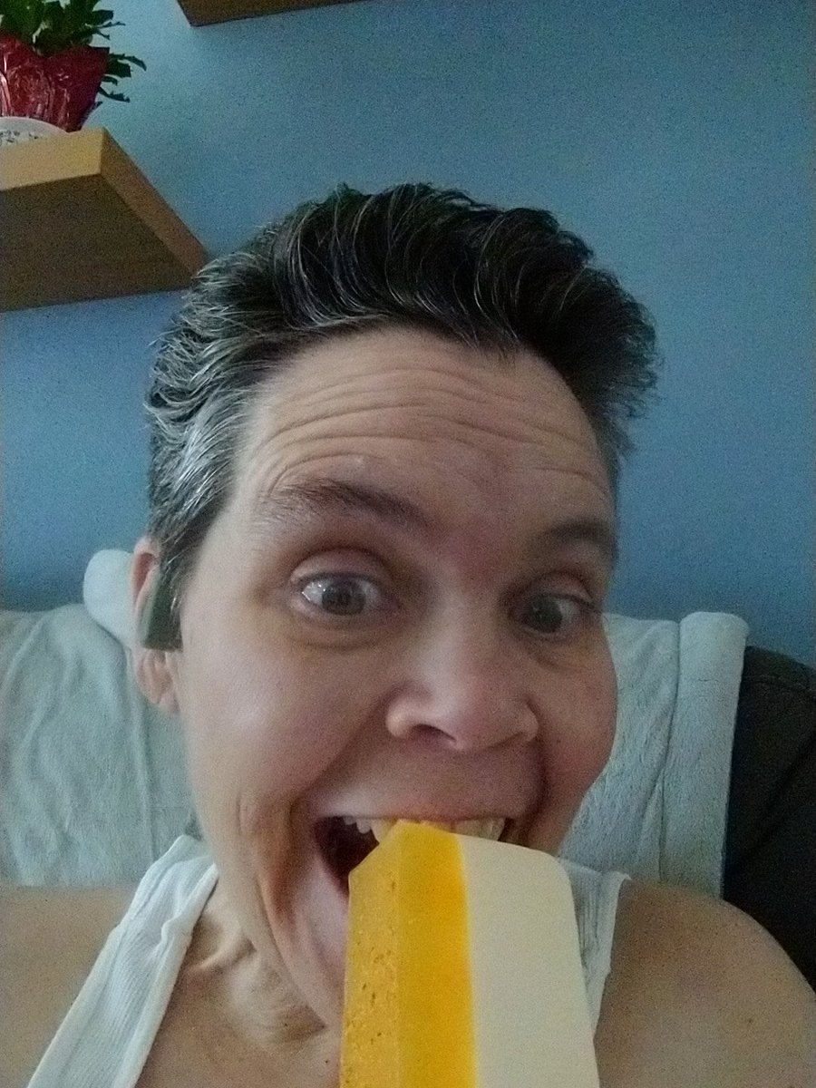 askrebeccanow's tweet photo. @mystic_sky_soap What they say about first impressions is so true! From the moment I saw the box I was impressed. So much love went into every moment of your product. I can't wait to take a bite, I mean...a shower 😂 @xadnilebx1 @OfcAZendejas https://t.co/BHLkWrbRLp