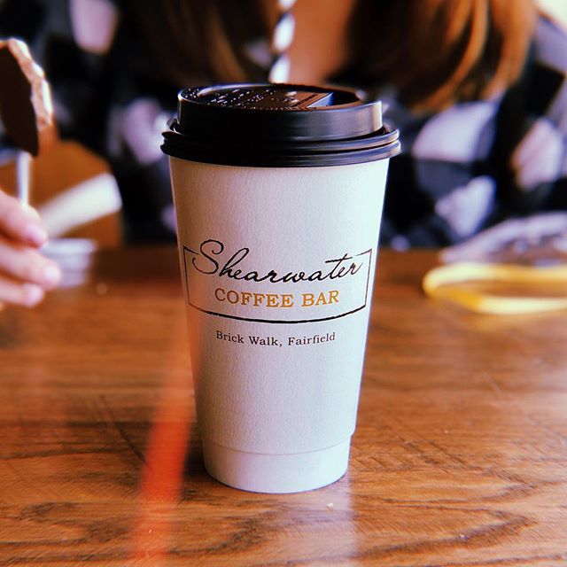 AlbertDzurka's tweet image. So we had a little snow in #NYC today. Time for #coffie #ipreview via @preview.app ift.tt/2IRay4k