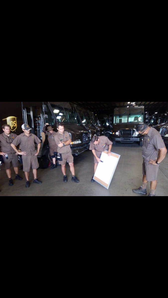 jupitersafety's tweet photo. #targettelematics. Jupiter center is targeting back first exceptions this week. Hand out and diagram to teach drivers how to avoid having a back first exception. #dontback #jupitersafety https://t.co/1wPd1xGoLg