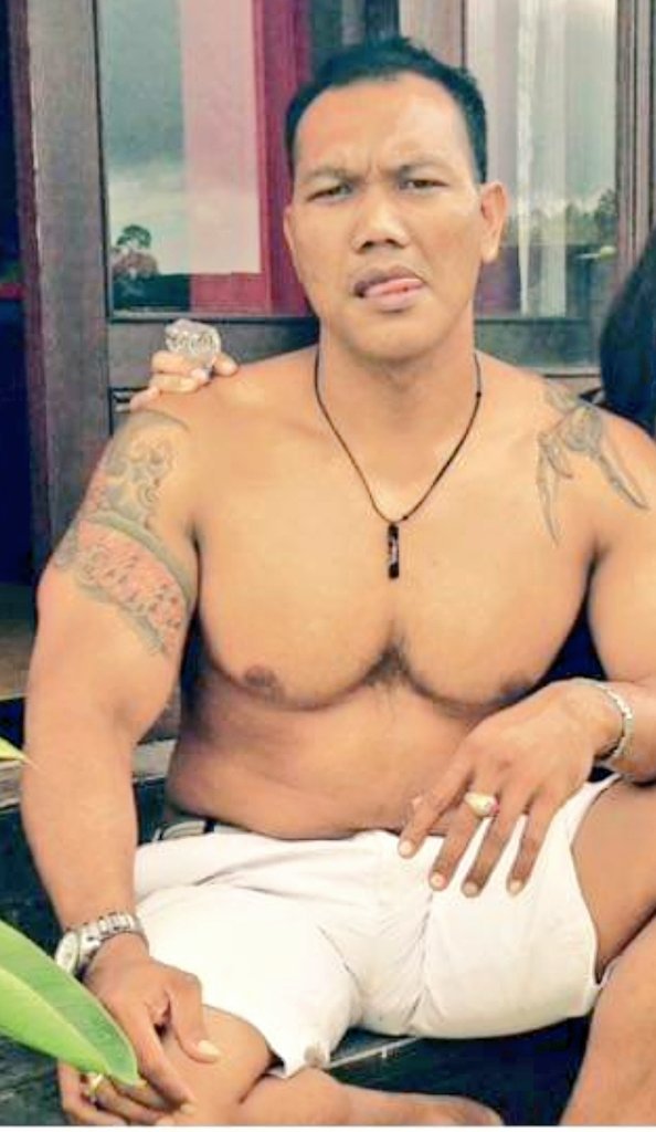 bbearchub's tweet photo. 👅👅😍 https://t.co/aKt0BKuMhj