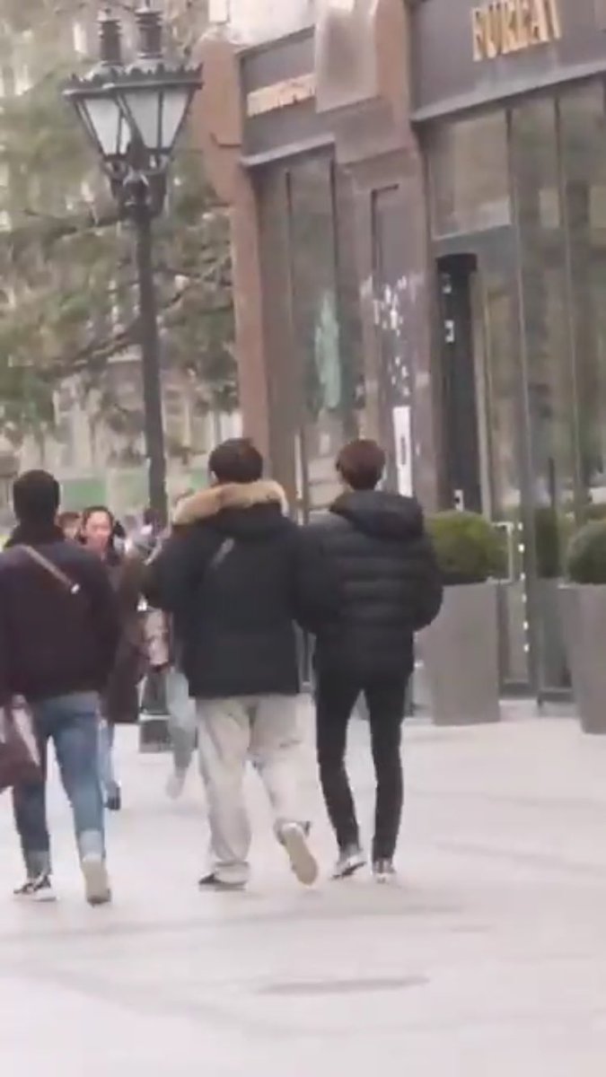 morejmx's tweet photo. คลิปที่มีผู้ชายเจอมินฮยอนแล้วบอกว่าขนาดกูเป็นผู้ชายยังใจเต้นอะอยากบอกว่าปกติมากผู้ชายทุกช่วงวัยเจอมินฮยอนก็เสียอาการทั้งนั้น 55555555555555 https://t.co/KrzBC7HQNn