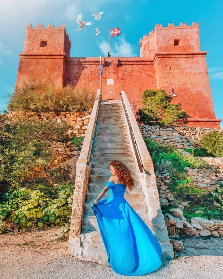 #Malta, flitting from one castle to another you'll feel just like a princess <a href="/vivien/">Vivien</a>.bass