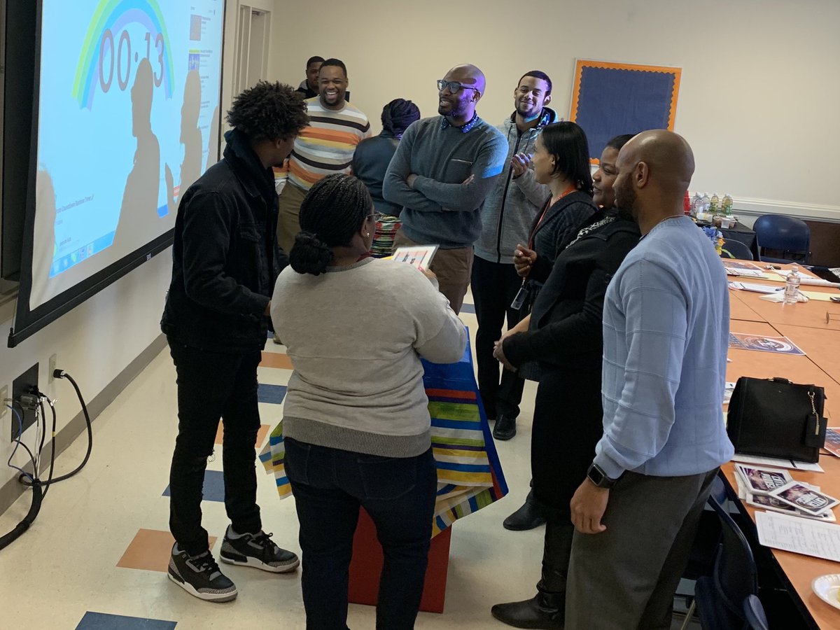 J3r3mEth's tweet photo. Future Trojan family on campus tour gets in on fun with @ResLife1882 planning team! #ResLifeWeek2019 @vsu_admissions @UCM_VSU @hopson_ms @makolaabdullah @LetiziaGBoone @Jamelevate https://t.co/0wnCG8qxqw