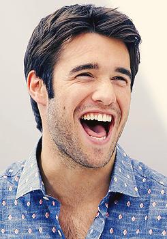  Dia 15: O que mais admira no Josh?

A sua alegria contagiante

HAPPY BIRTHDAY JOSH BOWMAN 