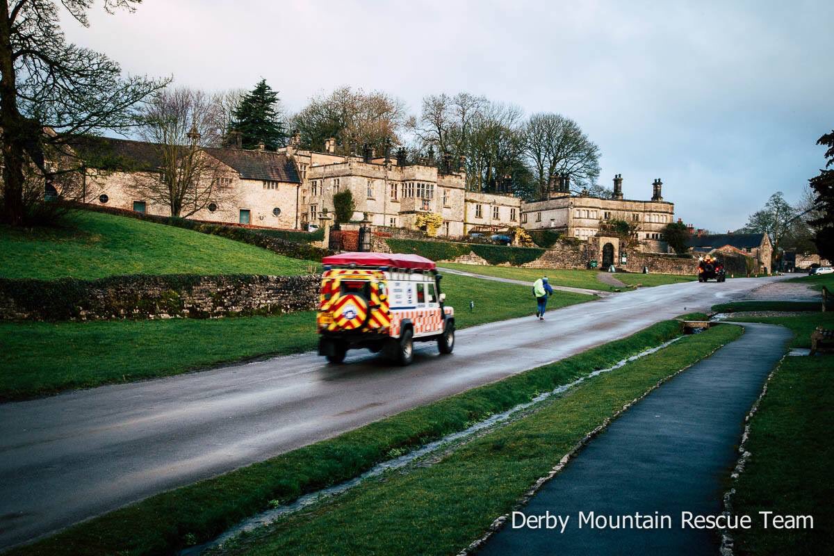 DerbyMRT's tweet photo. Check out our latest news story and video as we catch up with The #BeardedBimbler at @TissingtonHall  this morning as he runs through the #PeakDistrict in aid of #PDMRO and @Edwardstrust 

https://t.co/OqZjVMxvqU

#MountainRescueUK #PDMRO https://t.co/yL8y04vlpD