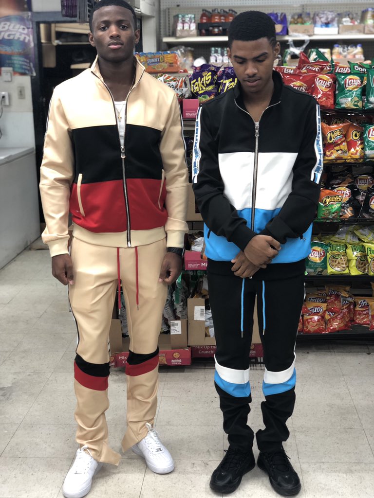 KIP103WILL's tweet photo. If I call you brudda then you my brudda you was part of struggle part of my struggle and you was down and out with me when it was ugly #freepaceee🔓 #103daworld #freetrap🔓🔜 #fuckemweball💰🏃 https://t.co/LorqSeOYgy