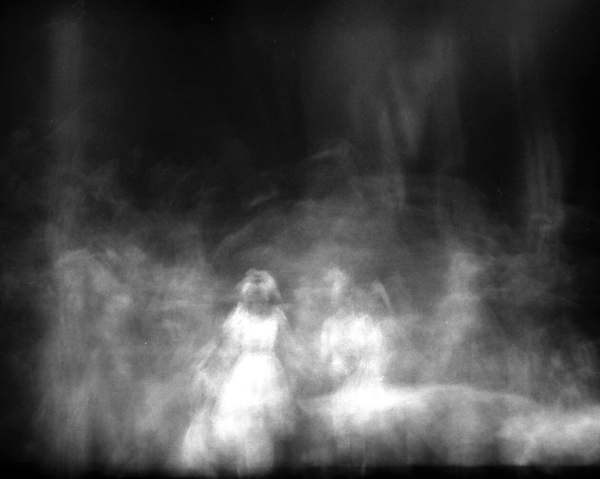 benprks's tweet image. #polaroid110 #graphic23 @ILFORDPhoto #ilfordhp5 #cinestilldf96