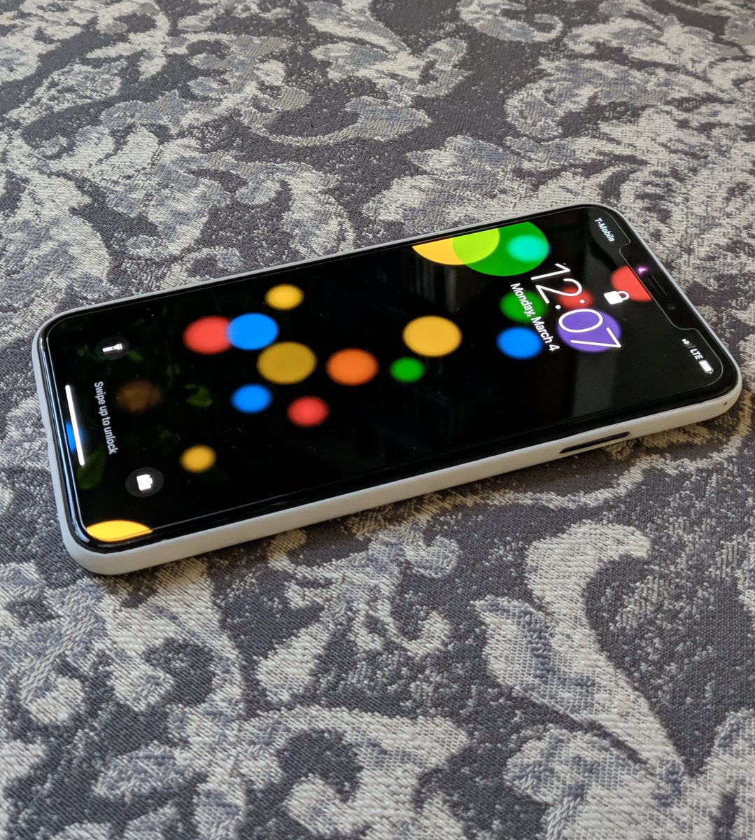 technologicview's tweet image. .I just ❤️💕 @Elago_official #svelte and #slimfitting Inner Core Series #frostedwhite #smartphonecases for @apple #iPhoneXSMAX