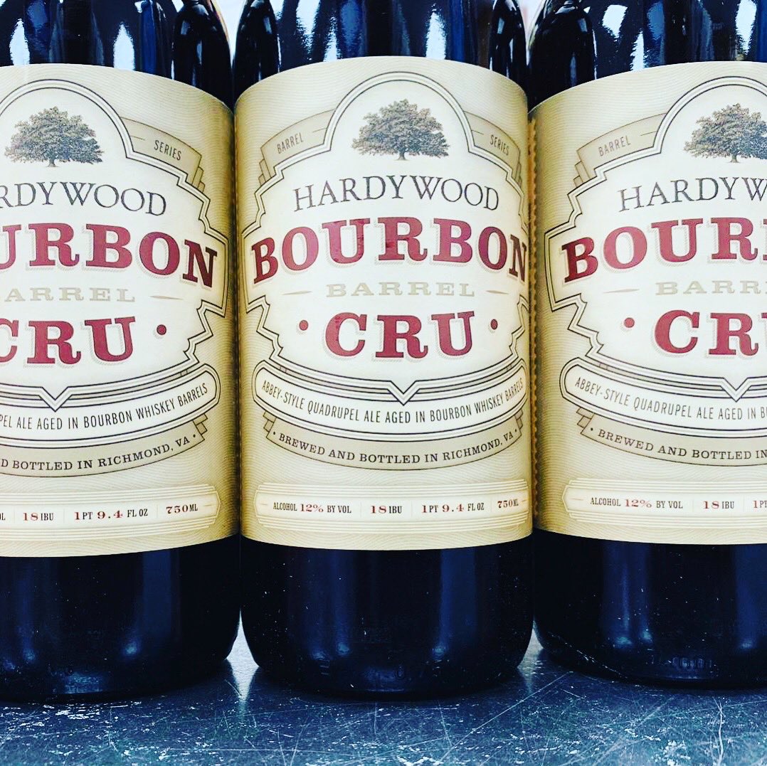 SimplyBurntwood's tweet photo. New In from @Hardywood BOURBON CRU ~ #Almond, #toffee and #oaky #vanilla give way to notes of #darkcherries and #raisins. Subtle hints of #plum are greeted by #caramel overtones for a smooth, robust and warming finish. #craftbeer #thelocal https://t.co/XNHNHRK9Ow