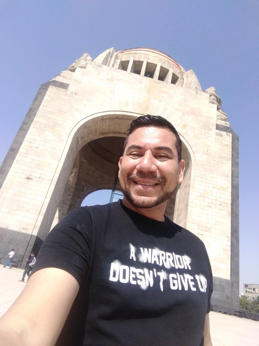 I'm at Plaza De La Republica - <a href="/pzadlarepublica/">Plaza d la República</a> in Ciudad de México, DF swarmapp.com/c/8zCOWiTZIxb