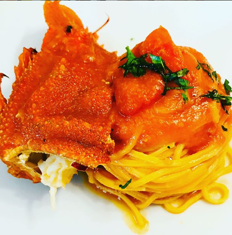 3Bonmenu's tweet photo. Intimo e accogliente il #ProcacciRistorante di #Corato che seleziona ogni giorno #prelibatezze dell' #MarAdriatico servite crude e cotte. Buona cura dei piatti e ottima la selezioni di vini locali.Segui il link di #3Bonmenu per #menudegustazione e prezzi https://t.co/A4FNkcCexA https://t.co/Zls9caz5TC