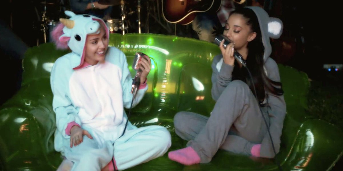 AngieVelasco08's tweet image. maili y maria grande