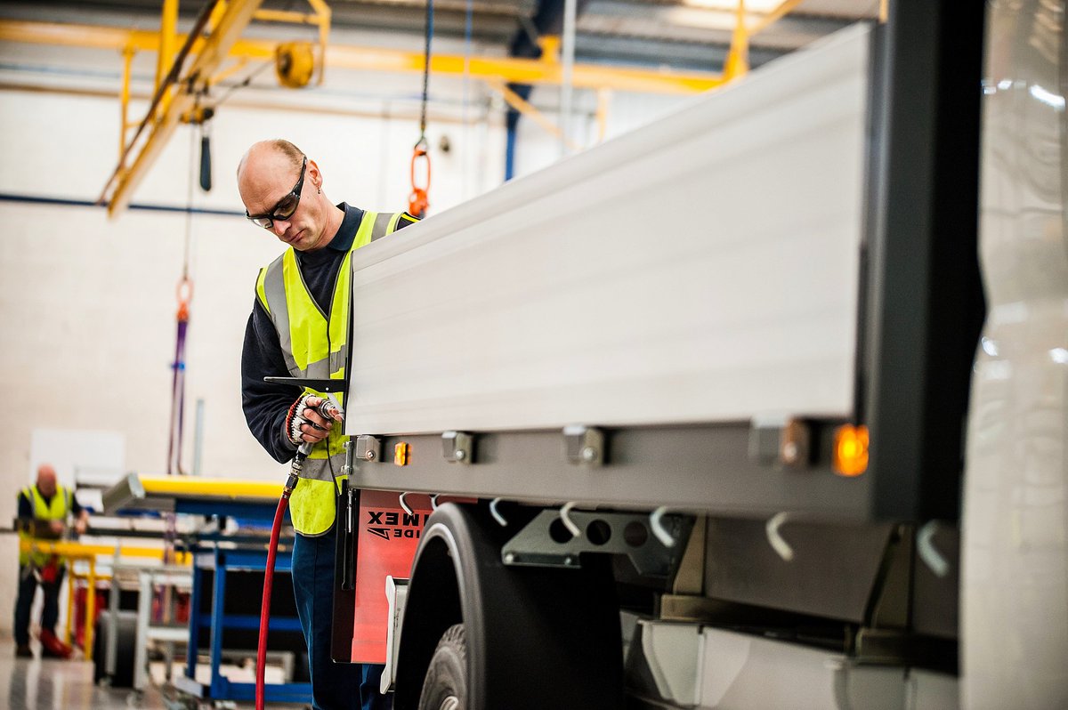 IngimexLtd's tweet photo. @UKVolkswagen @mantruckbusuk Our policy of minimising welded joints also helps us keep our lead times right down.
Want a Crafter dropside built and finished next week? Not a problem! https://t.co/02LCzE9tDY