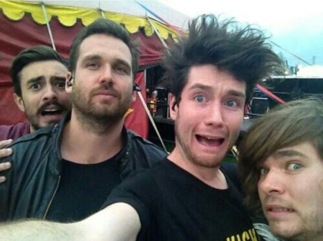 BASTILLE tweet media