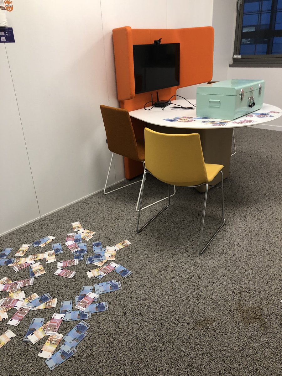 Ce soir c’est #escapegame <a href="/AXAFrance/">AXA France</a> : un #picasso a été volé...nos candidats au #GraduateProgram vont nous aider à investiguer !!!! C’est parti pour 1h d’enquête !!!

#fun #emploi #GGP