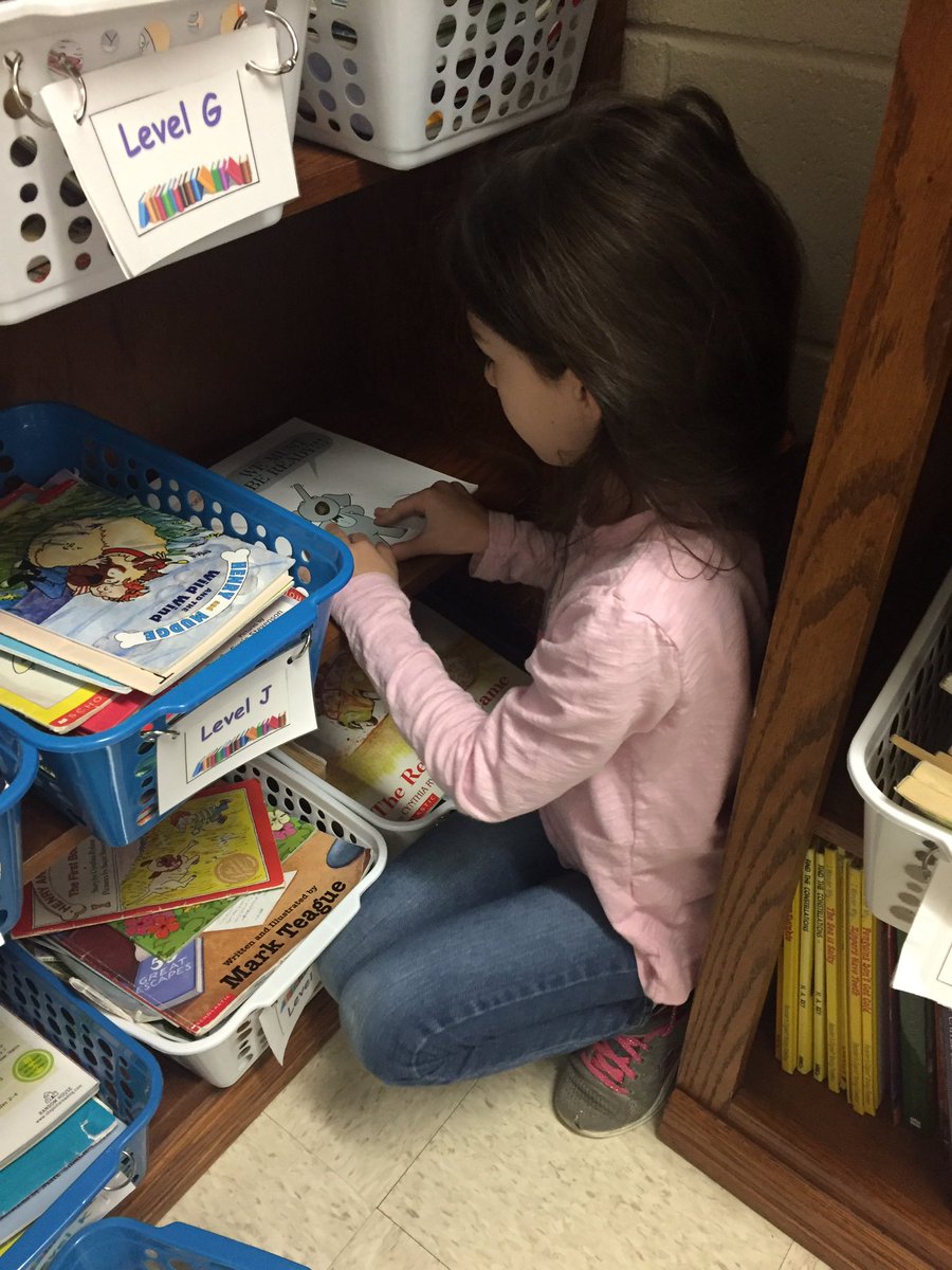 My 2nd period ELA class loves reading too! #GetCCSDreading #haveyoureadtoday #CCSDfamreading <a href="/R_M_Moore_Elem/">R M Moore</a> <a href="/_DrAbbyMay/">Abby May</a>