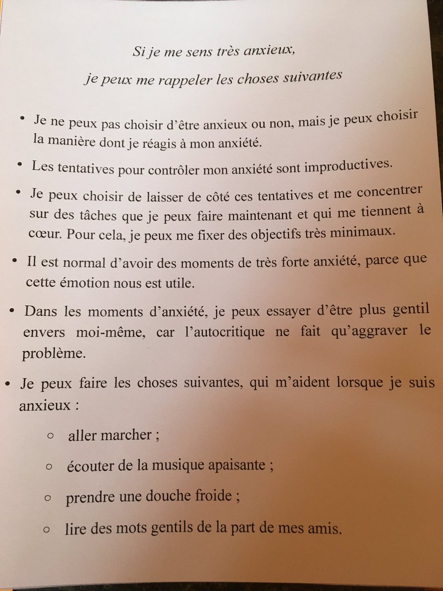 J’ai un de mes patients qui s’est fait des fiches d’urgences sur le risque suicidaire et l’anxiété, en cas de crise