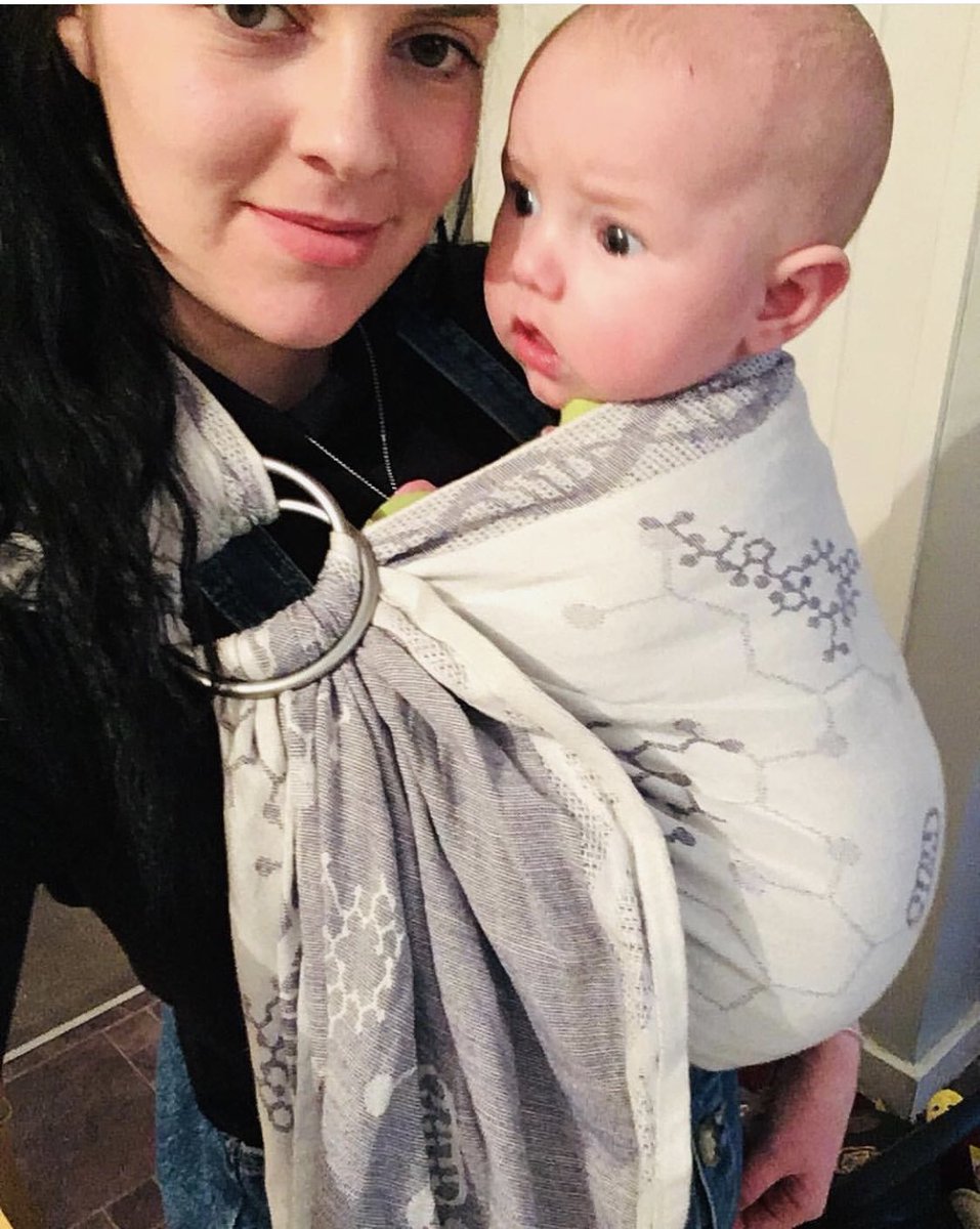 _ROSEBUD_2's tweet photo. The owner of the business, and her very own little model 🥰 perfect time to wear one of our necklaces for the little one to play with and chew when teething 🥰🌈 #wearallthebabies #babywear #breastfeeding #babysling #teethingnecklace https://t.co/wzV7ylpCeC