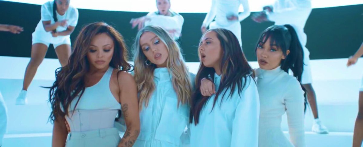 jadesnayeon's tweet photo. @LittleMix @Mixers_Army The OT4 partπ€ #ThinkAboutUsVideo https://t.co/TSXXZm94xI