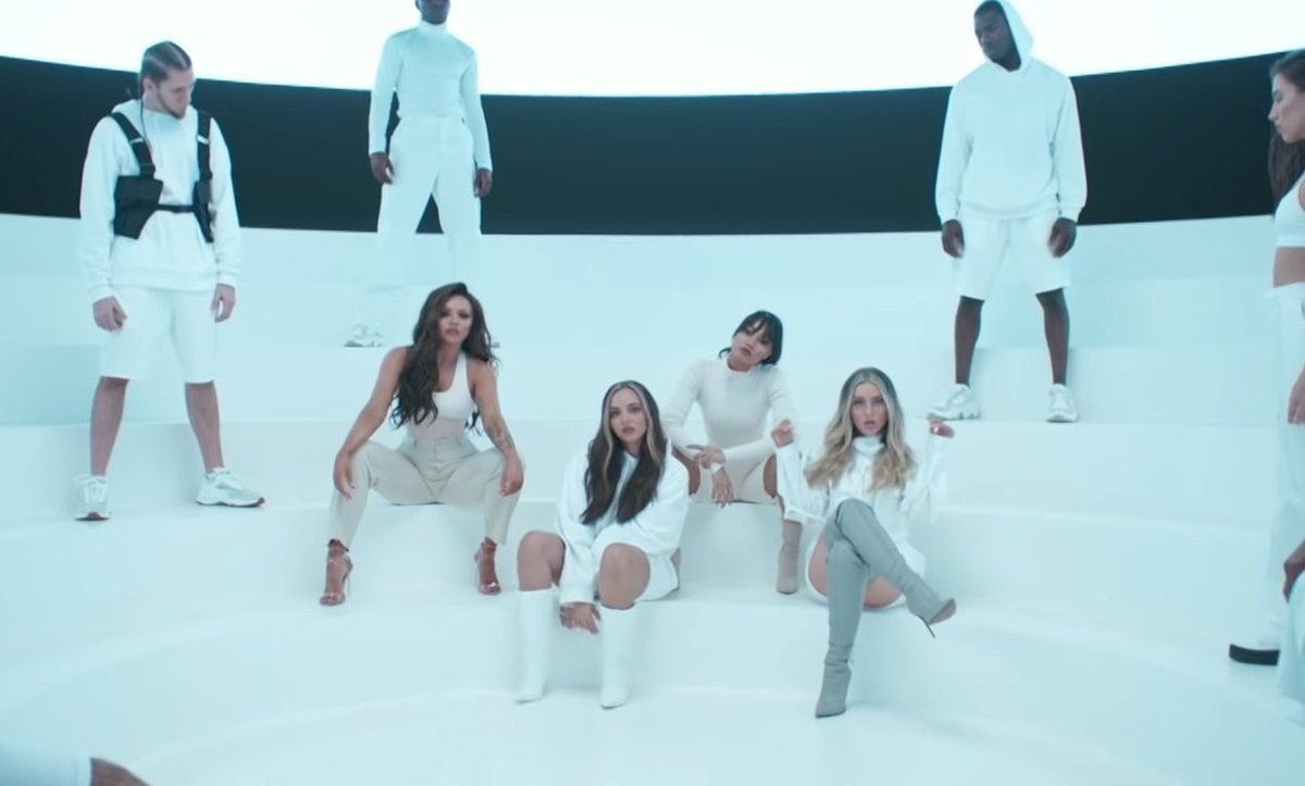 jadesnayeon's tweet photo. @LittleMix @Mixers_Army The OT4 partπ€ #ThinkAboutUsVideo https://t.co/TSXXZm94xI