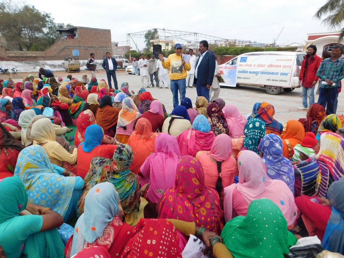 rakeshthakurd's tweet photo. Over 2000 #MNREGA #womenworkers facilitated by @ActionAidIndia in Asandh, Haryana in filing #Demandforjob application and submitted at SDM office during state wide annual campaign “Jan Sampark v Samvad Abhiyan 2019” supported by @EU_Commission https://t.co/avxgwNcgZy
