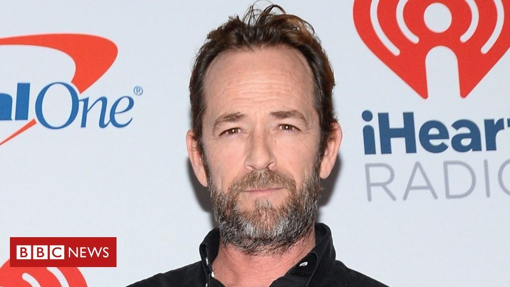 world_zen's tweet photo. Luke Perry of Beverly Hills, 90210 and Riverdale dies at 52 https://t.co/VYfe9Mwu1Y https://t.co/xhn4g3FreX
