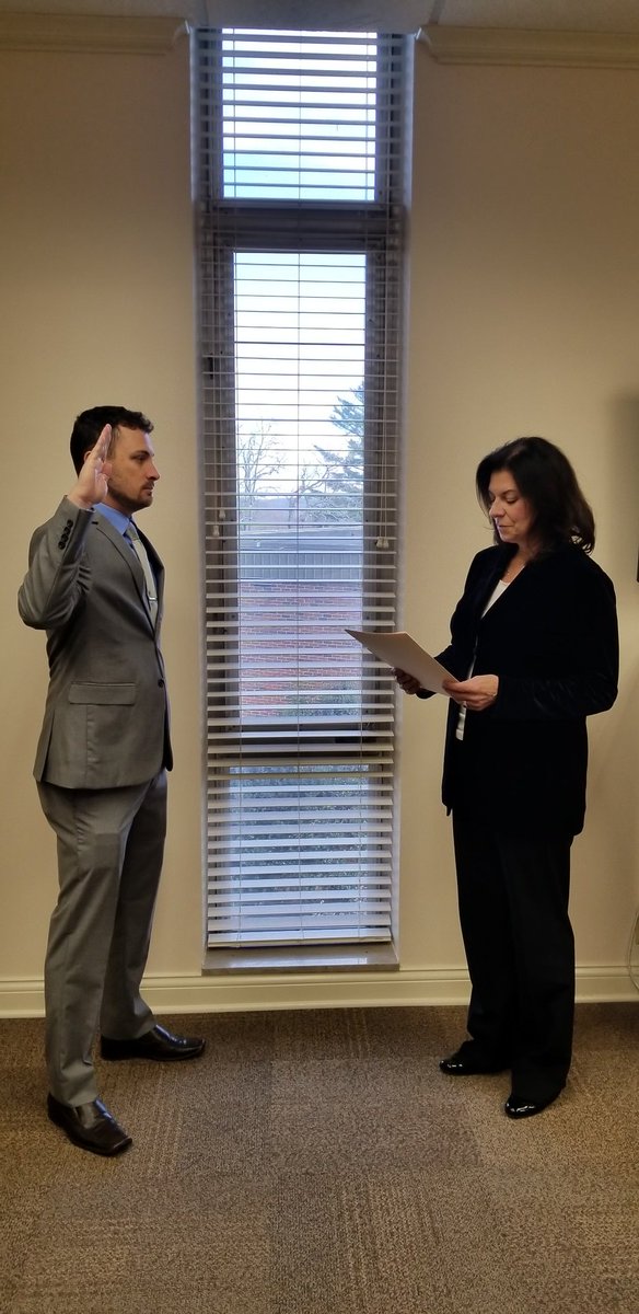 wkupd's tweet photo. This morning we welcomed Ofc. Daniel Brown back to the hill! Thank you to General Counsel Deborah Wilkins for administering the oath of office. https://t.co/SriYKdBGJj