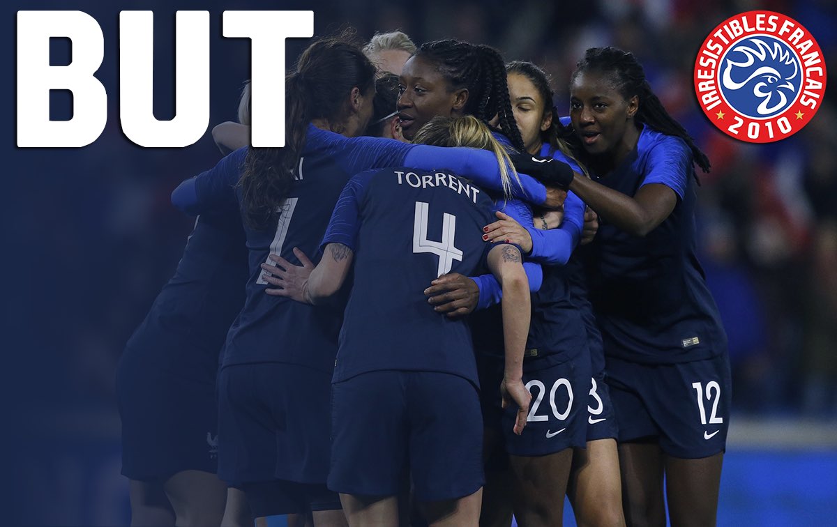BBUUUUTTTT pour les #Bleues par @GraceGeyoro ❗️ #FRAURU 🇫🇷🇺🇾 4-0