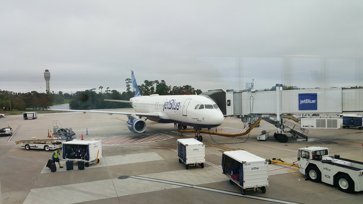 hey_itsnataliek's tweet photo. @JetBlue One of my favorite things to do is snap a picture of the plane and its name before I board. I may or may not be trying to catch 'em all... #BlueFinest #KeepBlueAndCarryOn #ALittleBlueWillDo #BlueLookMaaahvelous https://t.co/2VE0Gd8pB1