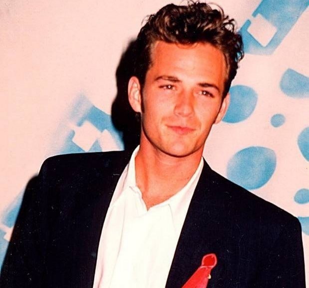 Un altro pezzo di gioventù che va via.
Rip.
#LukePerry