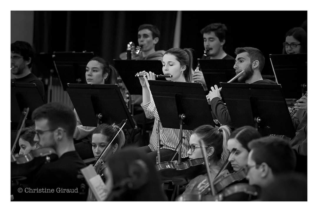 alejandrorecena's tweet photo. Vitoria - Bilbao - Madrid - Granada 🎼🎶✨
#JOSG #Flute #Music #JONDE #MusikaMusica19 https://t.co/GjqruCUx87
