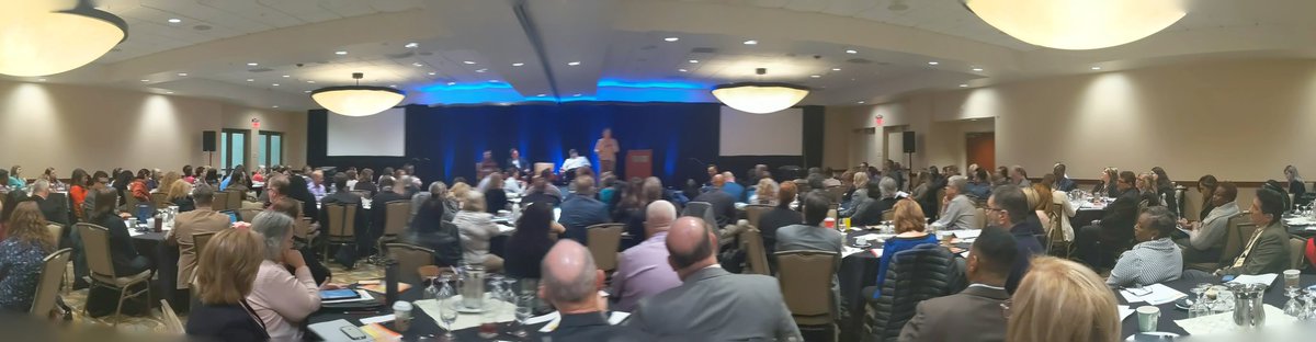 stacyateeters's tweet photo. Packed house here today at the #IEGP Planning Summit in Riverside! Excited to #geekout about #GuidedPathways &amp; learn about the wonderful work going on in the Inland Empire #CalCommColleges! https://t.co/EMul1i6Vhs
