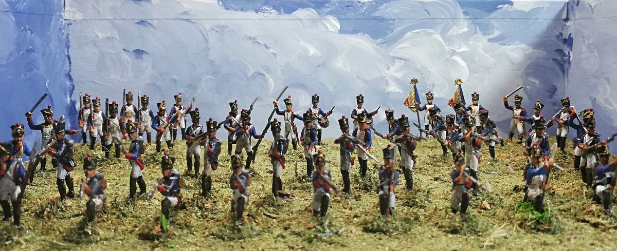 minipaintedlife's tweet photo. Still to remove the excess of grass but then my next shoes box is done
#Italeri 1:72 🇨🇵 #French #LineInfantry https://t.co/SLYZpvHnS1