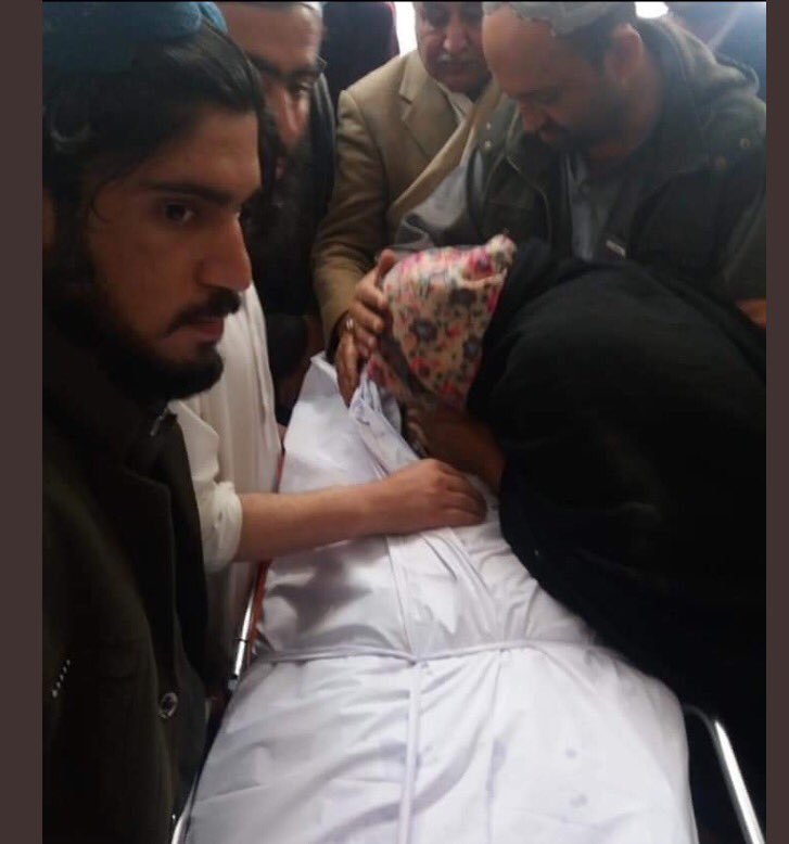 SherbazAli16's tweet photo. مٹ جائے گی مخلوق تو انصاف کرو گے ؟
منصف ہو تو اب حشر اٹھا کیوں نہیں دیتے۔
#LodgeFIROfArmanLoni https://t.co/KNlrbybSkv