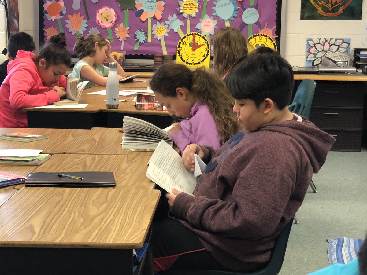 KingsGlenES's tweet photo. So hard to hear with all this silent reading...#KGReads daily! https://t.co/b77L0PlwEH