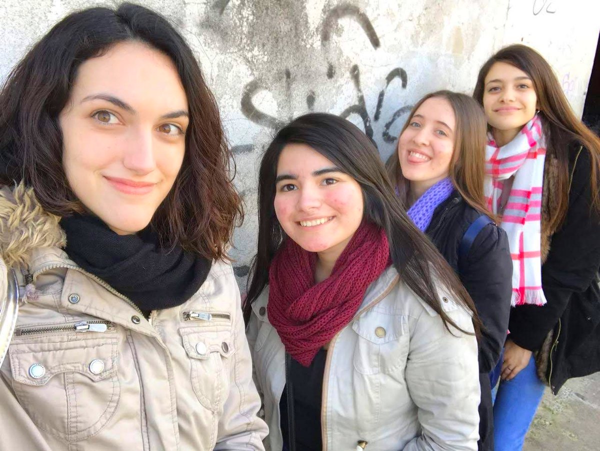 cenica2's tweet photo. @Los40ar @AxelOficial acá un momento de tantos que tenemos yendo a ver a Axel ❤️ gracias por la oportunidad! #AxelEnLOS40 con mis bellas @Cami_t09 @arflorgarcia @Flor_Sarasola https://t.co/CCIrojZKY2