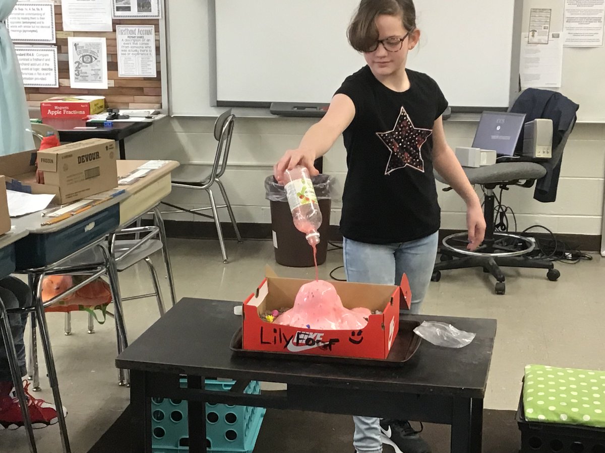 cleslions's tweet photo. Who doesn't love a good volcanic eruption when learning about landforms?
#CLESstrong
#STEM https://t.co/bXts9EKXIN