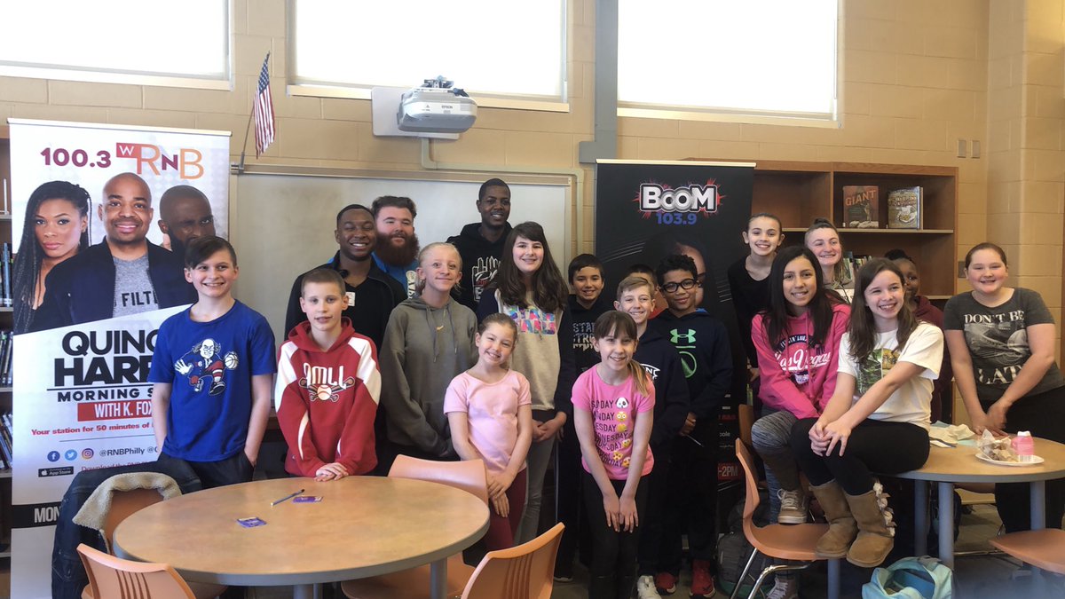 JSaibu's tweet photo. Sheesh time goes by so fast. Love speaking to these kids man. They our future https://t.co/Gqlze9sdhz