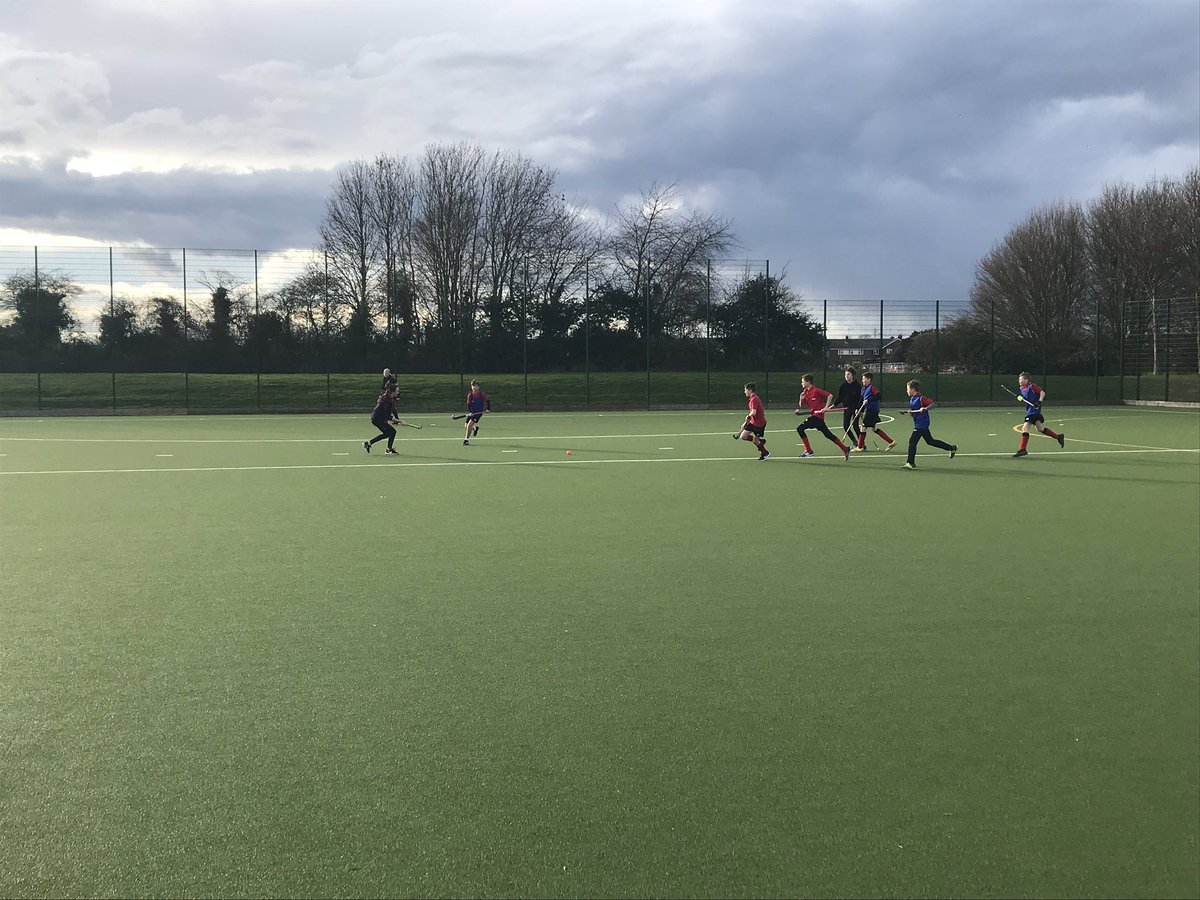 ac_kes's tweet photo. Great Inter House Hockey 🏑 competition tonight @Pelicanshockey Great to see so many pupils playing hockey and enjoying the great club facilities #ClubLink #HouseEvent #Fun #Opportunities @EmatSecondary @kesacademy @EnglandHockey https://t.co/KajECBgMeB