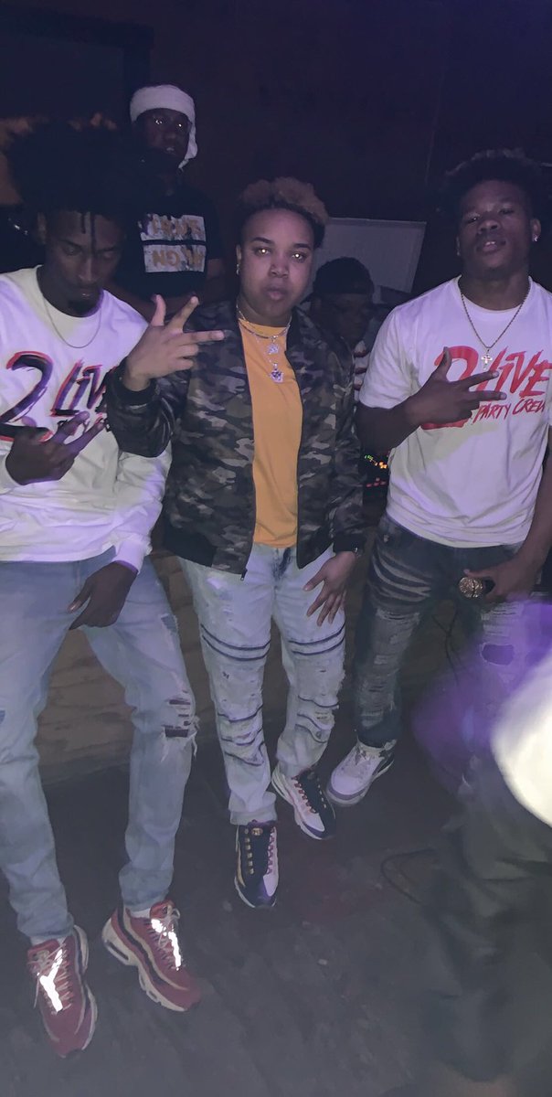 YfnPablo23's tweet photo. March 30th
#LilBootiesVsBigBooties
$250 TwerkContest
#2LivePartyCrew
#tjc19 #tc #tvcc #Navarro2019 #jcc19 #Sfa #wiley19 https://t.co/0JrWFYJBV6