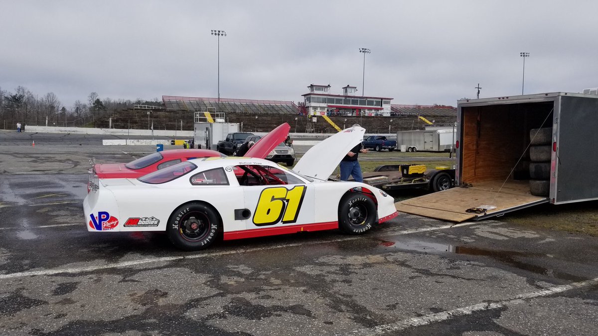 Lovell_Racing's tweet photo. @fogg_gabriel pulling double duty this past weekend. Getting in some testing for both cars at @hickoryspeedway in preparation for the first @CARSTourDigest race! https://t.co/3wg13VzTi4